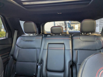 Photo 12 du bon plan FORD Explorer 3.0 EcoBoost 457ch Parallel PHEV ST-Line i-AWD BVA10 25cv occasion à 75990 €