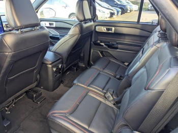 Photo 13 du bon plan FORD Explorer 3.0 EcoBoost 457ch Parallel PHEV ST-Line i-AWD BVA10 25cv occasion à 75990 €