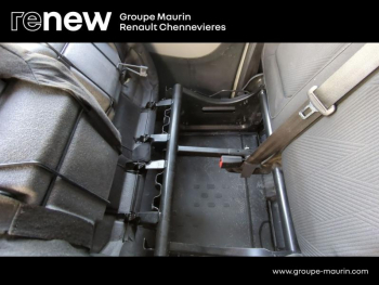 Photo 24 du bon plan RENAULT Trafic Fg VUL L1H1 1200 1.6 dCi 120ch Grand Confort Euro6 occasion à 15999 €