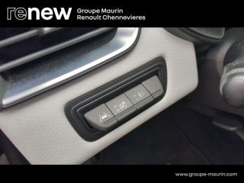 Photo 13 du bon plan RENAULT Clio 1.6 E-Tech hybride 140ch Intens -21N occasion à 15490 €