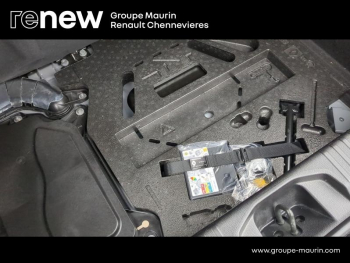 Photo 21 du bon plan RENAULT Clio 1.6 E-Tech hybride 140ch Intens -21N occasion à 15490 €