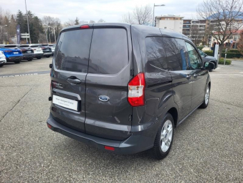 Photo 16 du bon plan FORD Transit Courier VUL 1.0E 100ch Stop&Start Limited occasion à 15490 €