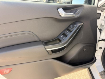 Photo 9 du bon plan FORD Fiesta Active 1.0 EcoBoost 140ch S&S Plus Euro6.2 occasion à 11489 €