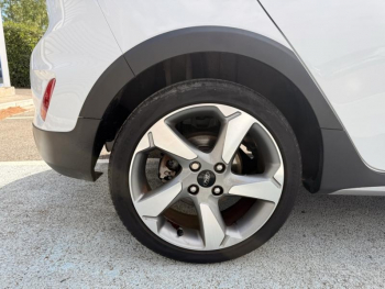 Photo 39 du bon plan FORD Fiesta Active 1.0 EcoBoost 140ch S&S Plus Euro6.2 occasion à 11489 €