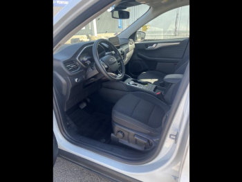 Photo 13 du bon plan FORD Kuga 2.5 Duratec 190ch FHEV E85 Titanium BVA occasion à 21990 €