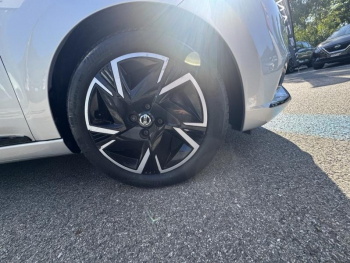 Photo 10 du bon plan NISSAN Micra 1.0 IG-T 92ch Made in France Xtronic 2021.5 occasion à 13990 €