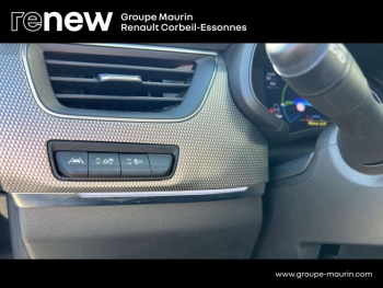 Photo 17 du bon plan RENAULT Arkana 1.6 E-Tech 145ch Intens -21B occasion à 18990 €