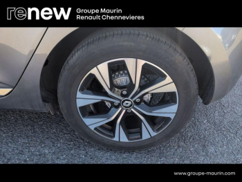 Photo 9 du bon plan RENAULT Clio 1.0 TCe 100ch Evolution GPL occasion à 15999 €