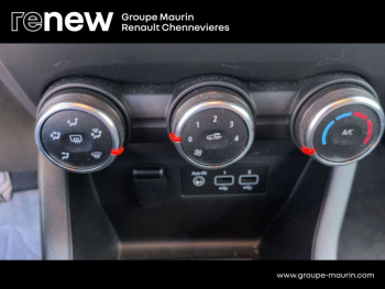 Photo 26 du bon plan RENAULT Clio 1.0 TCe 100ch Evolution GPL occasion à 15999 €