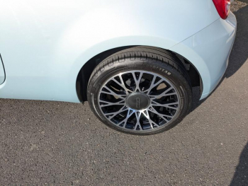 Photo 13 du bon plan FIAT 500 1.0 70ch BSG S&S Dolcevita occasion à 14890 €