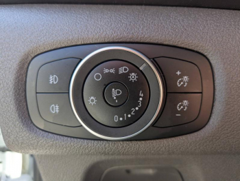 Photo 8 du bon plan FORD Transit Custom Fg VUL 280 L1H1 2.0 EcoBlue 130 Trend Business 7cv soit 22430 HT occasion à 26917 €