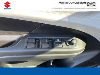 Photo 10 du bon plan SUZUKI Swift 1.2 Hybrid 83ch Pack AllGrip occasion à 18900 €