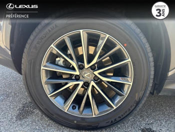 Photo 4 du bon plan LEXUS NX 450h+ Luxe 4WD occasion à 59900 €
