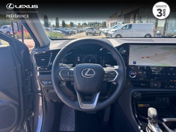 Photo 6 du bon plan LEXUS NX 450h+ Luxe 4WD occasion à 59900 €