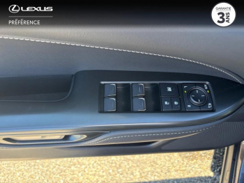 Photo 12 du bon plan LEXUS NX 450h+ Luxe 4WD occasion à 59900 €