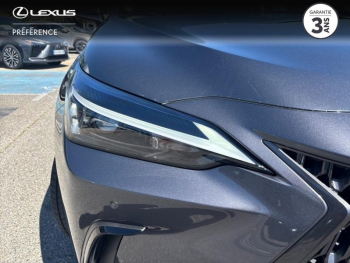 Photo 17 du bon plan LEXUS NX 450h+ Luxe 4WD occasion à 59900 €