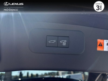 Photo 18 du bon plan LEXUS NX 450h+ Luxe 4WD occasion à 59900 €
