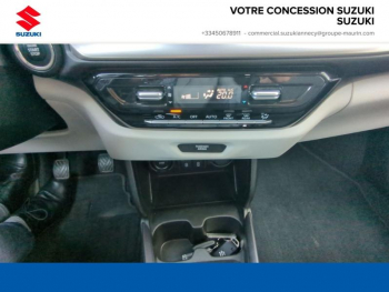 Photo 15 du bon plan SUZUKI Swift 1.2 Hybrid 83ch Pack AllGrip occasion à 18990 €