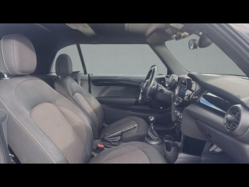 Photo 12 du bon plan MINI Cabrio One 102ch Chili 5cv Euro6d-T occasion à 14990 €