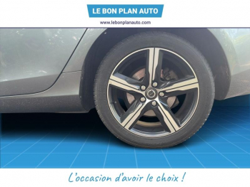Photo 9 du bon plan VOLVO V40 T2 122ch R-Design Geartronic occasion à 14990 €