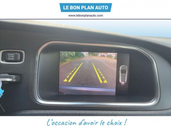 Photo 18 du bon plan VOLVO V40 T2 122ch R-Design Geartronic occasion à 14990 €