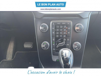 Photo 23 du bon plan VOLVO V40 T2 122ch R-Design Geartronic occasion à 14990 €