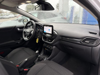 Photo 11 du bon plan FORD Puma 1.0 Flexifuel 125ch S&S mHEV Titanium occasion à 17389 €