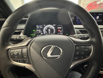 Photo 23 du bon plan LEXUS UX 300e Executive occasion à 21654 €