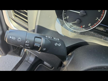 Photo 21 du bon plan NISSAN Qashqai 1.3 Mild Hybrid 140ch Business Edition occasion à 20890 €