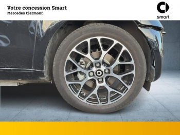 Photo 11 du bon plan SMART Fortwo Coupe EQ 82ch prime occasion à 14890 €