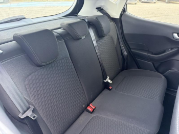 Photo 23 du bon plan FORD Fiesta 1.0 Flexifuel 95ch Titanium Business 5p occasion à 15589 €