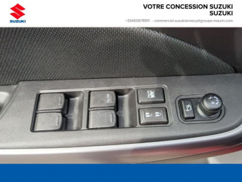 Photo 6 du bon plan SUZUKI Swift 1.2 Dualjet Hybrid 83ch Pack AllGrip occasion à 16490 €