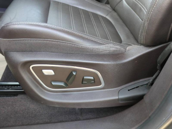 Photo 21 du bon plan RENAULT Espace 1.6 dCi 160ch energy Intens EDC occasion à 17900 €