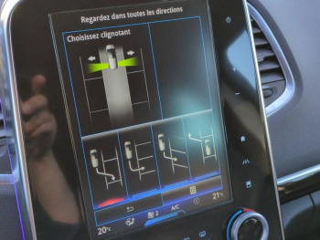 Photo 30 du bon plan RENAULT Espace 1.6 dCi 160ch energy Intens EDC occasion à 17900 €