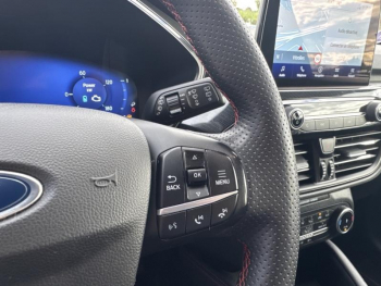 Photo 24 du bon plan FORD Kuga 2.5 Duratec 190ch FHEV E85 ST-Line BVA occasion à 21989 €