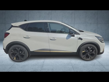 Photo 7 du bon plan RENAULT Captur 1.6 E-Tech hybride 145ch Engineered occasion à 22490 €