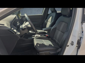 Photo 12 du bon plan RENAULT Captur 1.6 E-Tech hybride 145ch Engineered occasion à 22490 €