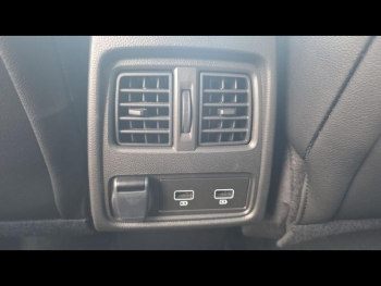 Photo 15 du bon plan RENAULT Captur 1.6 E-Tech hybride 145ch Engineered occasion à 22490 €