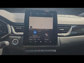 Photo 25 du bon plan RENAULT Captur 1.6 E-Tech hybride 145ch Engineered occasion à 22490 €