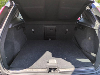 Photo 13 du bon plan VOLVO XC40 D3 AdBlue 150ch R-Design Geartronic 8 occasion à 19990 €
