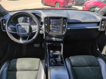 Photo 22 du bon plan VOLVO XC40 D3 AdBlue 150ch R-Design Geartronic 8 occasion à 19990 €