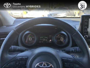 Photo 13 du bon plan TOYOTA Yaris 116h Design 5p MY22 occasion à 20490 €