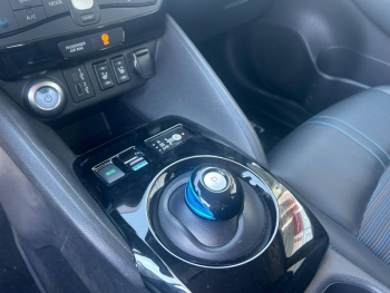 Photo 18 du bon plan NISSAN Leaf 217ch e+ 62kWh N-Connecta 22 occasion à 19990 €