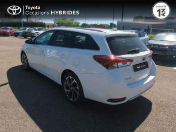 Photo 2 du bon plan TOYOTA Auris Touring Sports HSD 136h Design occasion à 12490 €
