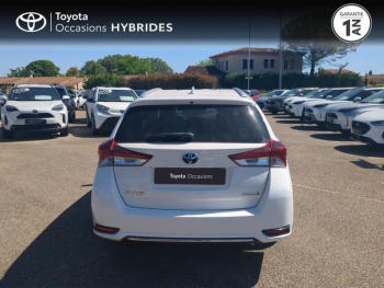 Photo 4 du bon plan TOYOTA Auris Touring Sports HSD 136h Design occasion à 12490 €