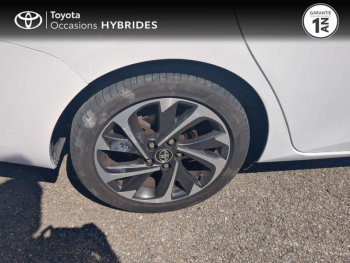 Photo 16 du bon plan TOYOTA Auris Touring Sports HSD 136h Design occasion à 12490 €