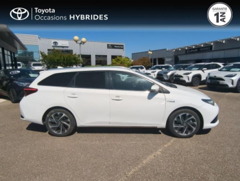 Photo 17 du bon plan TOYOTA Auris Touring Sports HSD 136h Design occasion à 12490 €