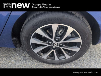Photo 10 du bon plan RENAULT Clio 1.6 E-Tech hybride 145ch Techno occasion à 16999 €