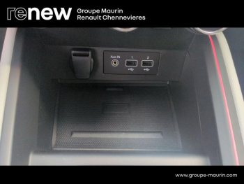 Photo 25 du bon plan RENAULT Clio 1.6 E-Tech hybride 145ch Techno occasion à 16999 €