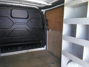 Photo 21 du bon plan FORD Transit Custom Fg VUL 300 L1H1 2.0 EcoBlue 130 S&S Trend Business BVA6 7cv occasion à 21901 €